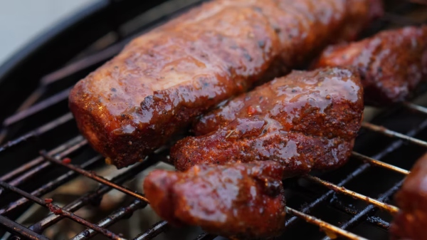 Mouth-Watering BBQ Restaurant in Detroit, MI | Famous Dave’s - BBQ_meat_with_sauce