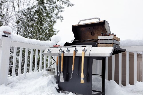 <p>At this point, we have had a few snowfalls, the cold has been here for months, and spring is still a distant goal. Despite the weather, many die-hard barbequers have a craving that only the grill can satisfy. For our hardiest of friends, grilling is a year-round approach to cooking. We need not let snow or the cold get in our way!</p> <p>If this sounds like you, you are among friends. Many people bring grilling into every page of their calendar. But make sure you follow our tips for winter grilling so you can safely cook and eat your favorite grillables. Read on to learn about our dos and don&rsquo;ts of winter grilling.&nbsp;</p> <h2>Winter Grilling Tip #1: DO Wear Warm Clothes</h2> <p>The grill gets hot, but outside is still cold. Make sure to wear warm clothes that wrap close to your body. Stay away from scarfs or other dangling materials. Cover up, so you don&#39;t rush the grilling.</p> <h2>Winter Grilling Tip #2: DO Have a Clear Path</h2> <p>Make sure you have a clear path to the grill. Shovel away all snow and spread salt for any ice before sparking your grill to life. Clear any snow and ice off your grill as well (if you have a cover, this won&rsquo;t be a problem).&nbsp;</p> <h2>Winter Grilling Tip #3: DO Relax and Be Patient</h2> <p>There may be intense weather or even some extra winds that drive the temperature down. Add some additional time to your preheating to make sure your grill gets up to the right temperature. Remember, better to take your time and have a great meal, then rush it and waste your food and time.&nbsp;</p> <h2>Winter Grilling Tip #4: DO Have Backup Fuel</h2> <p>The extra time preheating your grill may mean you need extra fuel. Have an extra propane tank or charcoal on hand to see you through your meal, and hopefully the next one, too!&nbsp;</p> <h2>Winter Grilling Tip #5: DO Grill Your Regulars</h2> <p>Winter is not the time to experiment. Go with the meals you know and love. Stick with meats you do well and recipes that you are confident in doing again. Summer is a great time to try new recipes and explore.&nbsp;</p> <h2>Winter Grilling Tip #6: DON&rsquo;T Leave the Lid Open</h2> <p>Keep that lid closed! It doesn&#39;t need to be all the time, but the more you keep your grill lid closed, the fewer temperature fluctuations you will have inside. These changes can lead to uneven cooking. Cut down on the cooking time by leaving the lid closed.&nbsp;</p> <h2>Winter Grilling Tip #7: DON&rsquo;T Treat Your Grill Gloves Like Snow Gloves</h2> <p>Grill and snow gloves aren&rsquo;t the same. Use the right tool for the right time to make sure your hands have the protection they need to stay safe.&nbsp;</p> <h2>Winter Grilling Tip #8: DON&rsquo;T Grill inside a Garage</h2> <p>We know it&rsquo;s cold outside, but grilling inside a garage or overhang is a bad idea. Keep your grill no closer than two feet from any combustible material and any structure. You may have to take a few extra steps, but your home and your garage will be safe, not to mention your wellbeing.&nbsp;</p> <h2>Take a Break and Taste Great BBQ in the Winter</h2> <p>There you have it. If you stick to the above tips, you should be all set for winter grilling. When you need a break from the weather and prep time but still want great barbeque, stop by Famous Dave&rsquo;s. Our award-winning sauces add the finishing touch to our smoked and grilled meats with the best sides to compliment them.&nbsp;</p> <p>Stop into the closest location of <a href="https://www.famousdavesdetroit.com/locations.html">Famous Dave&#39;s</a> for you today to enjoy a great meal without the winter hassle.</p>