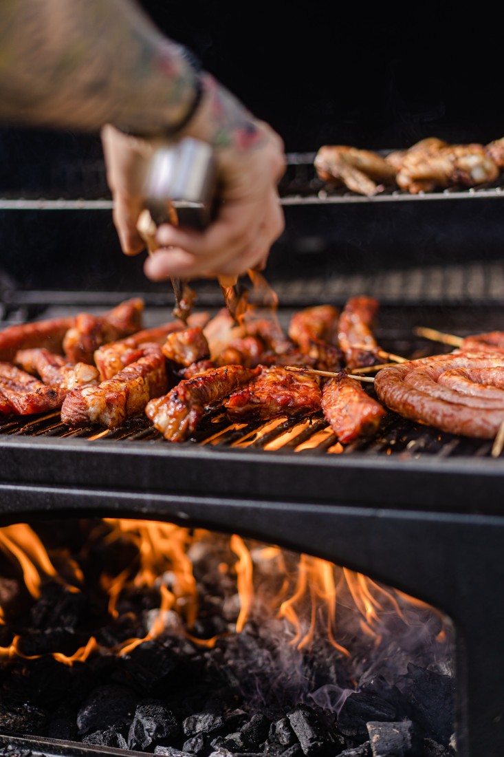 Labor Day Weekend BBQ | Famous Dave&#039;s BBQ - marek-mucha-tAFWFWrWGyE-unsplash